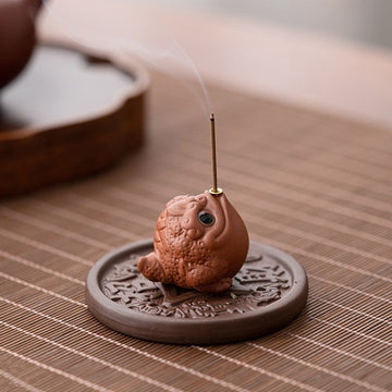 zensoullab Creative Ceramic Cute Fortune Golden Toad Purple Clay Tea Pet Ornament Aromatherapy Burner Home Indoor Incense Holder Incense Stand Incense Ceremony