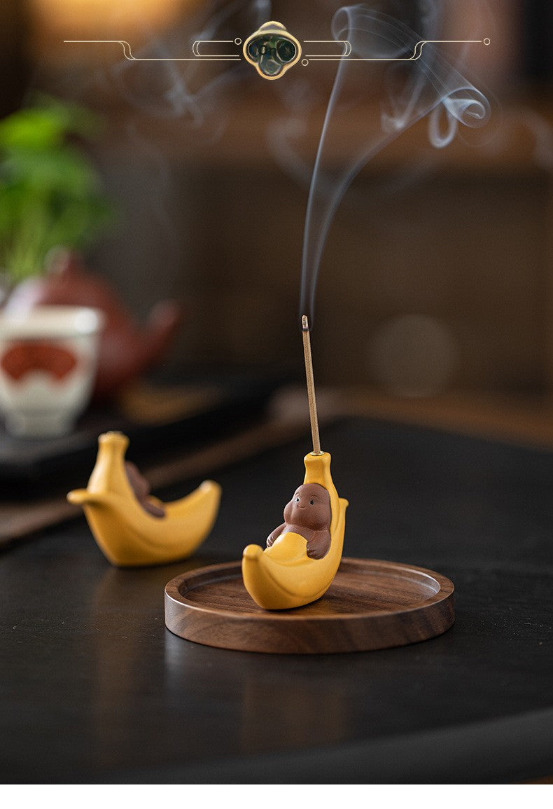 zensoullab Ceramic Banana Incense Burner for Home Use, Indoor Incense Holder, Zen Tea Ceremony Aromatherapy Burner