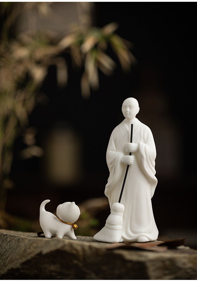 zensoullab Creative Ceramic Figure Sweeping Monk Zen Little Monk Ornament Home Living Room Curio Shelf Tea Room Bonsai Decoration