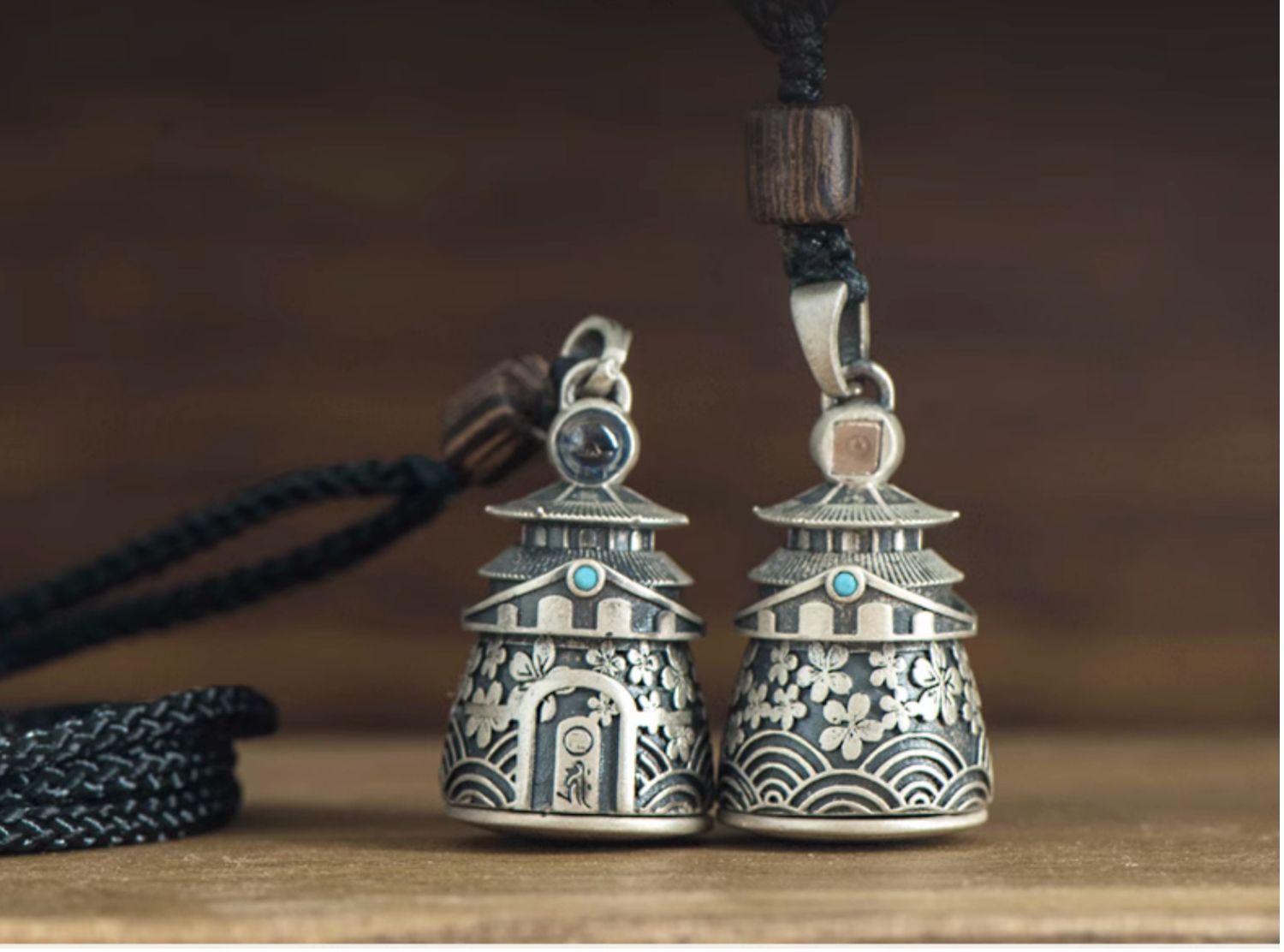 zensoullab Thai Silver Vintage Openable Buddha Pagoda Necklace with Heart Sutra Pendant Hollow Design for Men and Women