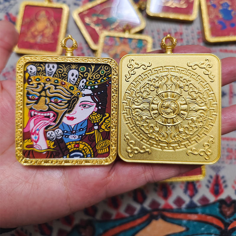 zensoullab Nepal Hand-painted Female God of Wealth Thangka Zaka Ram Past and Present Life Tibetan God of Wealth Small Thangka Gawu Box Pendant