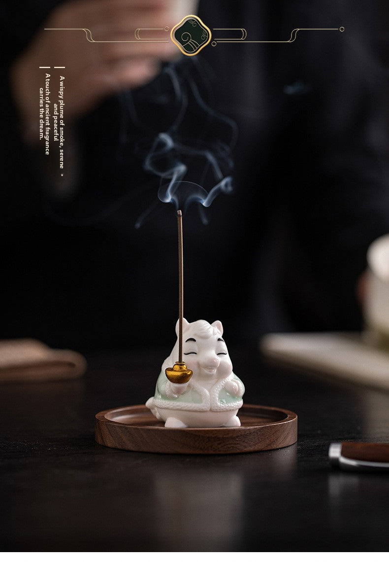 zensoullab Creative Ceramic Little Fortune Horse Incense Burner Cute Incense Holder Incense Stand Incense Tray Year of the Horse Mascot Aromatherapy Burner Incense Ceremony Ornament