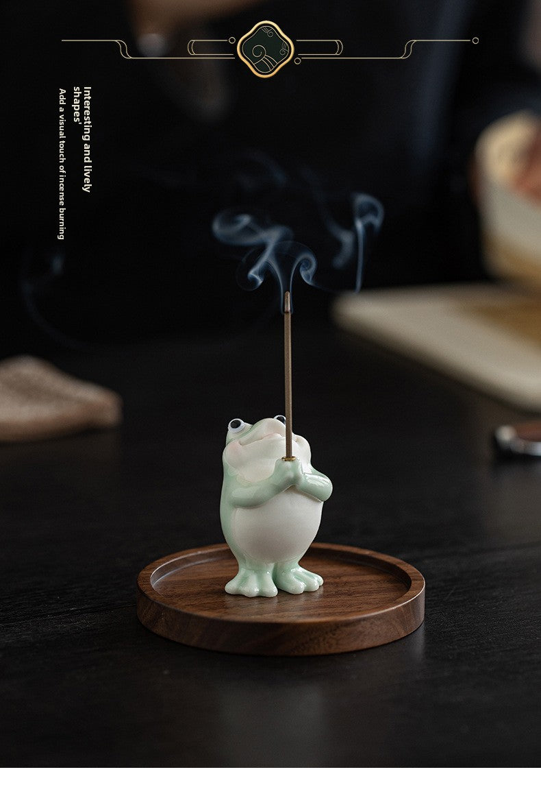 zensoullab Ceramic Wishing Frog Incense Burner for Home Indoor Use, Agarwood Sandalwood Incense Holder, Cute Tea Table Aromatherapy Burner Ornament