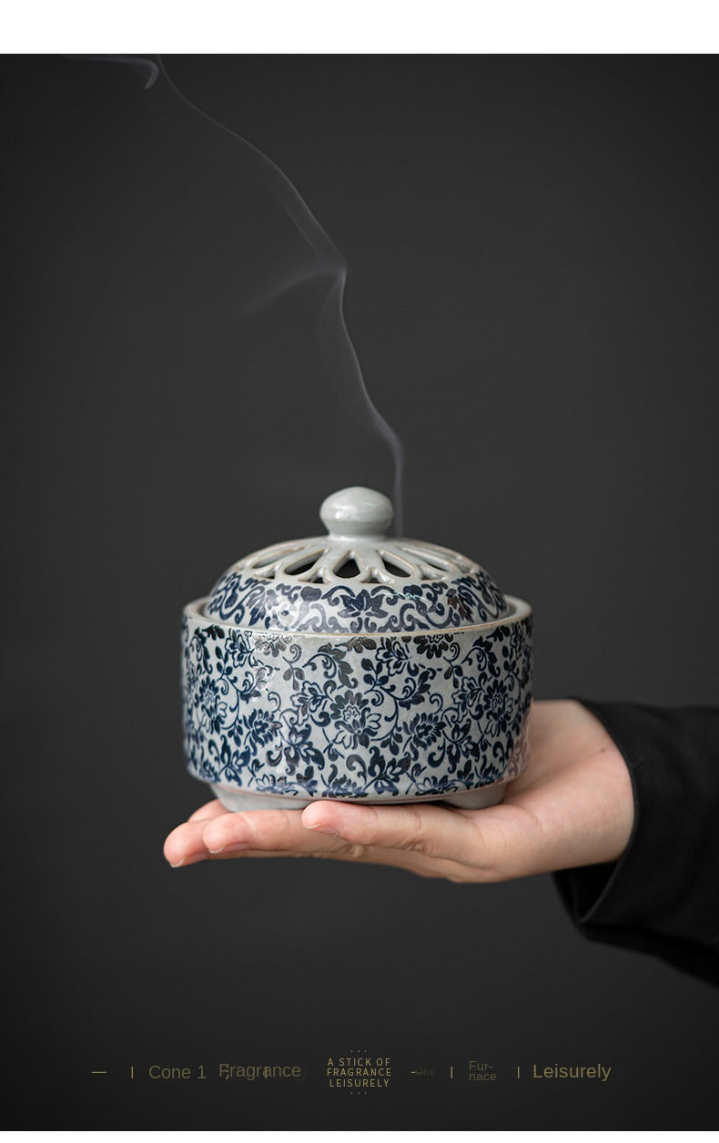 zensoullab Blue and White Twining Lotus Coil Incense Burner Ancient Pottery Clay Antique Ceramic Coil Incense Aromatherapy Ornament Incense Burner Home Incense Holder Incense Ceremony