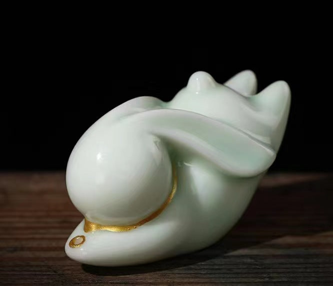 Zensoullab Creative Cute Little White Rabbit Ceramic Aromatherapy Stove Decoration Tea Ornaments Cover Living Room Home Incense Sandalwood Incense Stick Holder