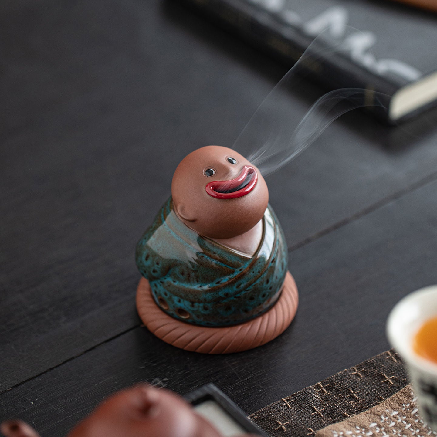 zensoullab Creative Little Monk Incense Burner Cute Aromatherapy Burner Ornament Zen Style Home Indoor Agarwood Sandalwood Incense Burner Incense Box