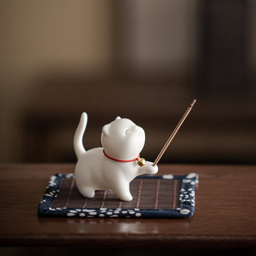 zensoullab Creative Cute Little Cat Ceramic Ornament Soft Healing Tea Pet Pen Holder Home Indoor Sandalwood Incense Holder Incense Tool