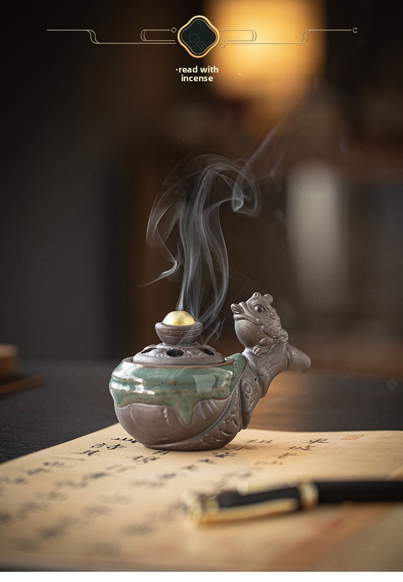 zensoullab Lucky Money Pipe Golden Toad Mini Incense Burner Home Indoor Small Coil Incense Burner Zen Tea Room Incense Aromatherapy Burner Ornament
