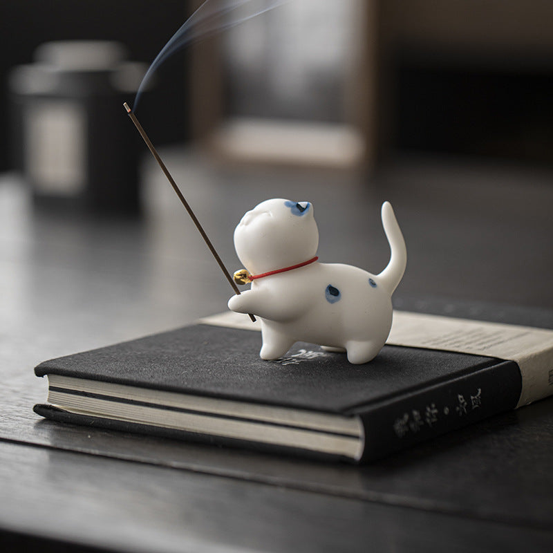 zensoullab Creative Cute Little Cat Ceramic Ornament Soft Healing Tea Pet Pen Holder Home Indoor Sandalwood Incense Holder Incense Tool