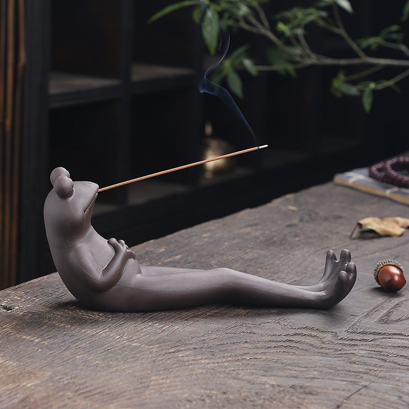 zensoullab Purple Clay Frog Incense Holder Incense Burner for Home Indoor Use Agarwood Sandalwood Incense Holder Incense Tray Incense Burner Incense Stand Incense Burner