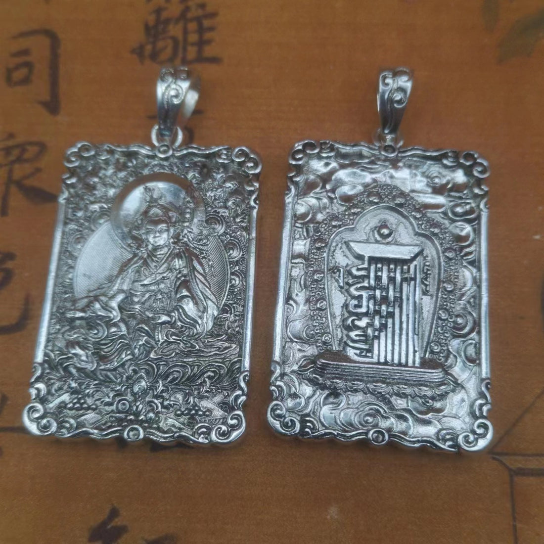 Zensoullab Men's Accessories Padmasambhava Pendant Men Silver Plated Solid Retro Distressed Amulet Lotus Master Men's Ornament