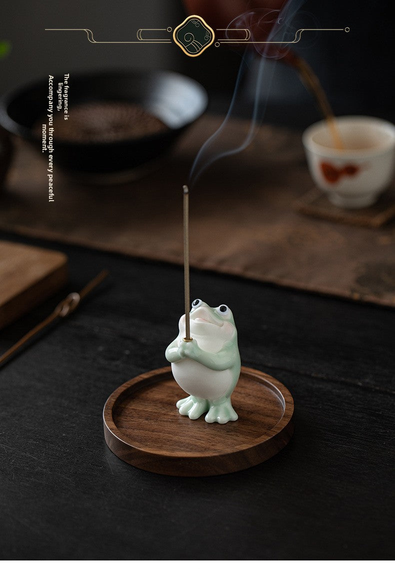 zensoullab Ceramic Wishing Frog Incense Burner for Home Indoor Use, Agarwood Sandalwood Incense Holder, Cute Tea Table Aromatherapy Burner Ornament