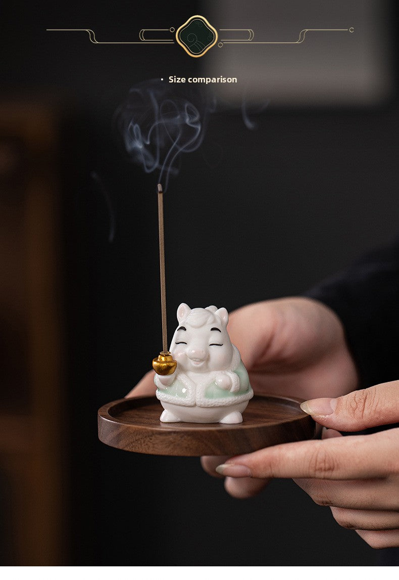 zensoullab Creative Ceramic Little Fortune Horse Incense Burner Cute Incense Holder Incense Stand Incense Tray Year of the Horse Mascot Aromatherapy Burner Incense Ceremony Ornament