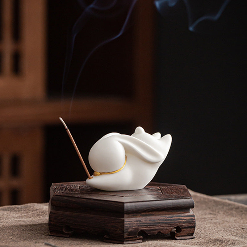 Zensoullab Creative Cute Little White Rabbit Ceramic Aromatherapy Stove Decoration Tea Ornaments Cover Living Room Home Incense Sandalwood Incense Stick Holder
