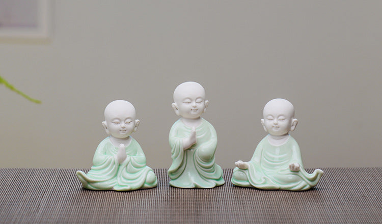 zensoullab Creative Boutique Ceramic Zen Character Little Monk Tea Pet Tea Tray Accessories Celadon Little Novice Home Decor Ornament
