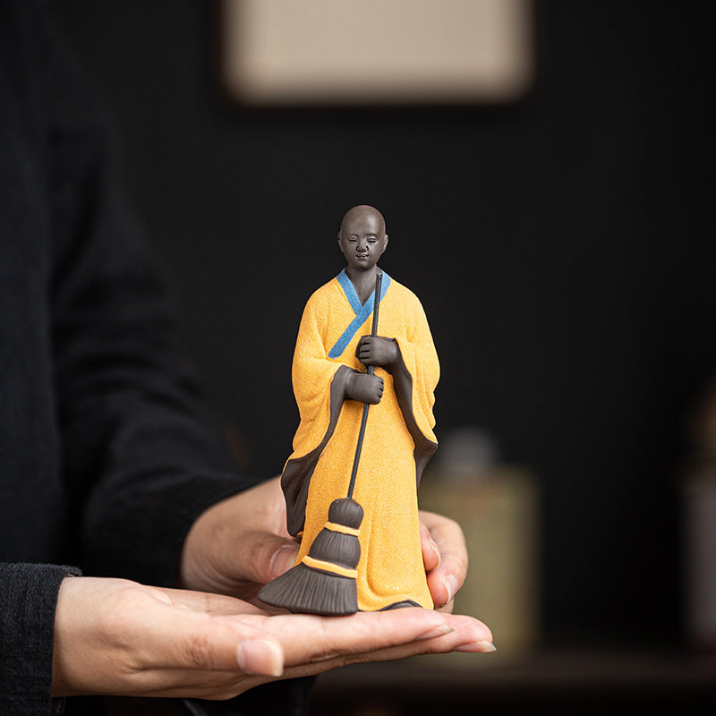 zensoullab Creative Ceramic Figure Sweeping Monk Zen Little Monk Ornament Home Living Room Curio Shelf Tea Room Bonsai Decoration