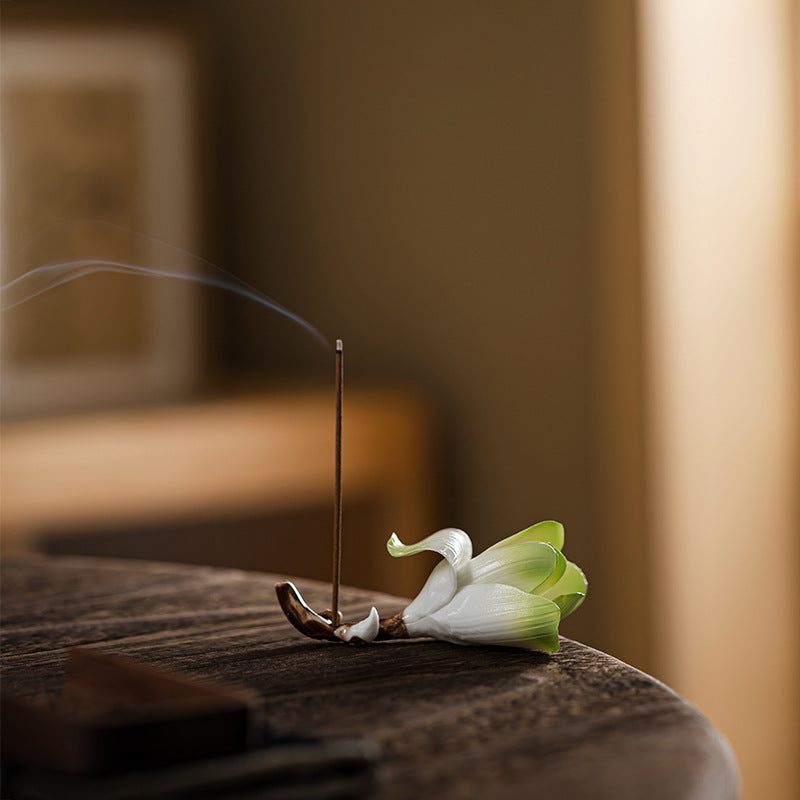 zensoullab Ceramic Magnolia Flower Incense Holder
