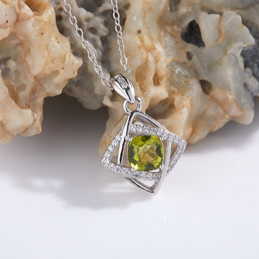zensoullab Japanese and Korean Style Fashion Simple Pendant S925 Sterling Silver Inlaid Natural Peridot Necklace for Women Hot Selling Jewelry