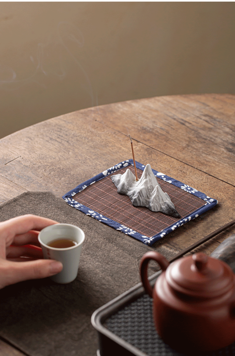 zensoullab Creative Thousand Miles of Rivers and Mountains Ceramic Ornament Rockery Tea Pet Pen Holder Home Indoor Sandalwood Incense Holder Incense Burner Incense Tray