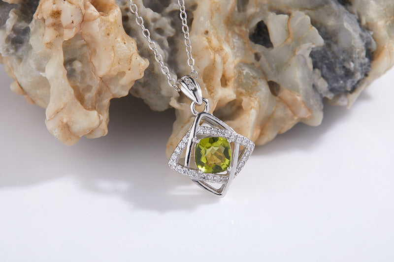 zensoullab Japanese and Korean Style Fashion Simple Pendant S925 Sterling Silver Inlaid Natural Peridot Necklace for Women Hot Selling Jewelry