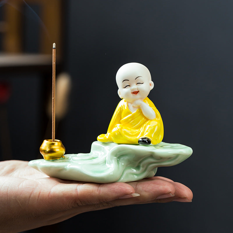 zensoullab Zen Ceramic Little Monk Incense Holder Tea Ceremony Ornament for Home Living Room Indoor Tea Room Sandalwood Sitting Incense Dragging Incense Burner