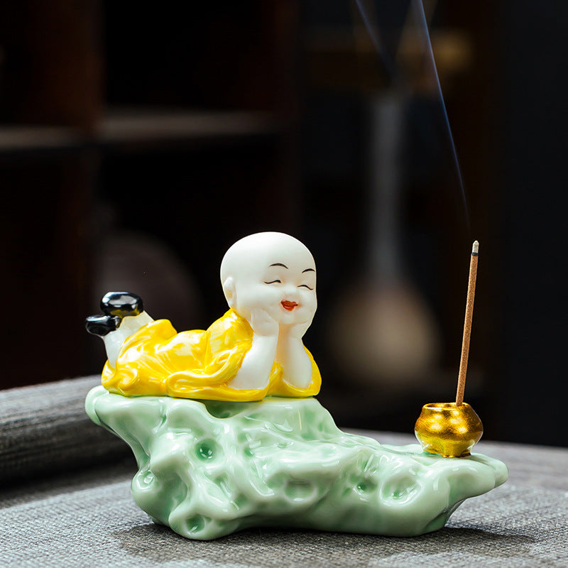 zensoullab Zen Ceramic Little Monk Incense Holder Tea Ceremony Ornament for Home Living Room Indoor Tea Room Sandalwood Sitting Incense Dragging Incense Burner