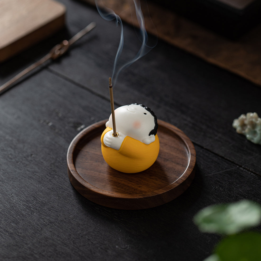 zensoullab Ceramic Cute Little Tathagata Incense Burner for Home Indoor Aromatherapy Small Ornament High-end Incense Holder Tea Table Incense Ceremony