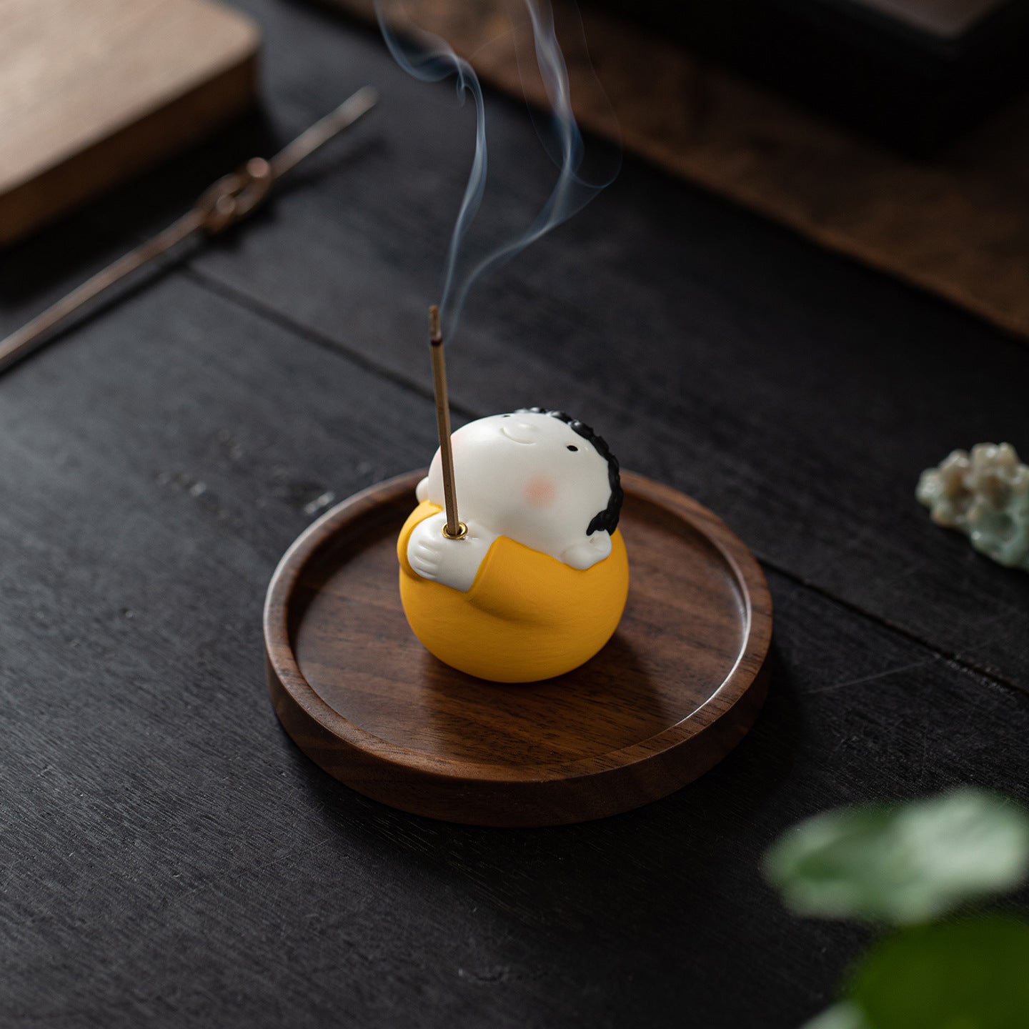 zensoullab Ceramic Cute Little Tathagata Incense Burner for Home Indoor Aromatherapy Small Ornament High-end Incense Holder Tea Table Incense Ceremony