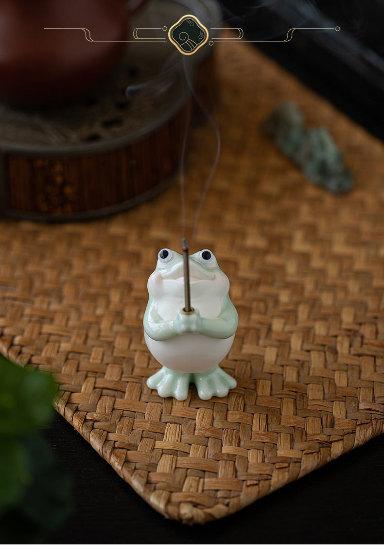 zensoullab Ceramic Wishing Frog Incense Burner for Home Indoor Use, Agarwood Sandalwood Incense Holder, Cute Tea Table Aromatherapy Burner Ornament