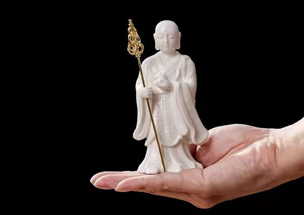 zensoullab Dehua White Porcelain Ksitigarbha Bodhisattva New Chinese Style Buddha Hall Entrance Ceramic Buddha Statue Craft Home Living Room Ornament