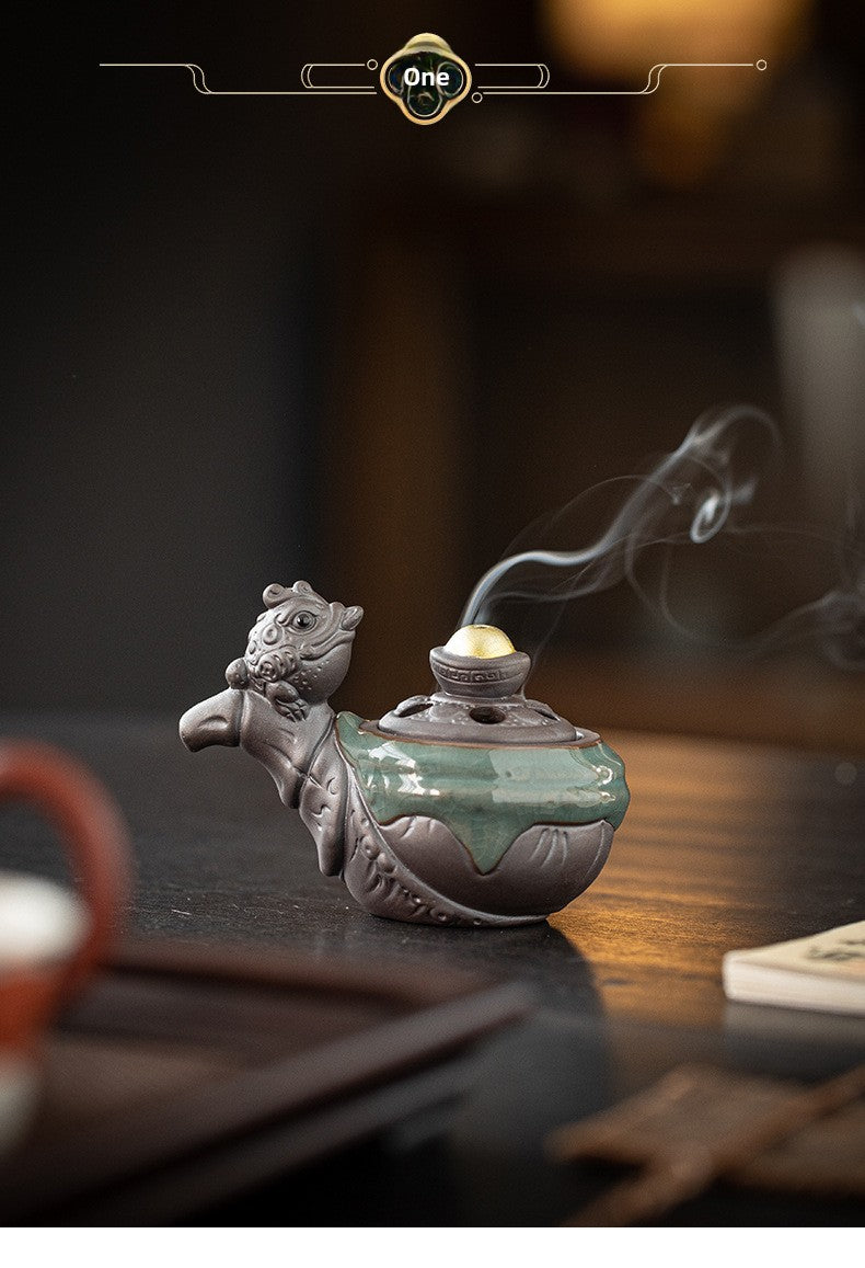 zensoullab Lucky Money Pipe Golden Toad Mini Incense Burner Home Indoor Small Coil Incense Burner Zen Tea Room Incense Aromatherapy Burner Ornament