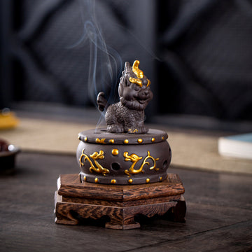zensoullab Kirin Incense Burner Purple Clay Creative Aromatherapy Burner Home Indoor Incense Ceremony Agarwood Sandalwood Burner Cultural Astronaut Ornament