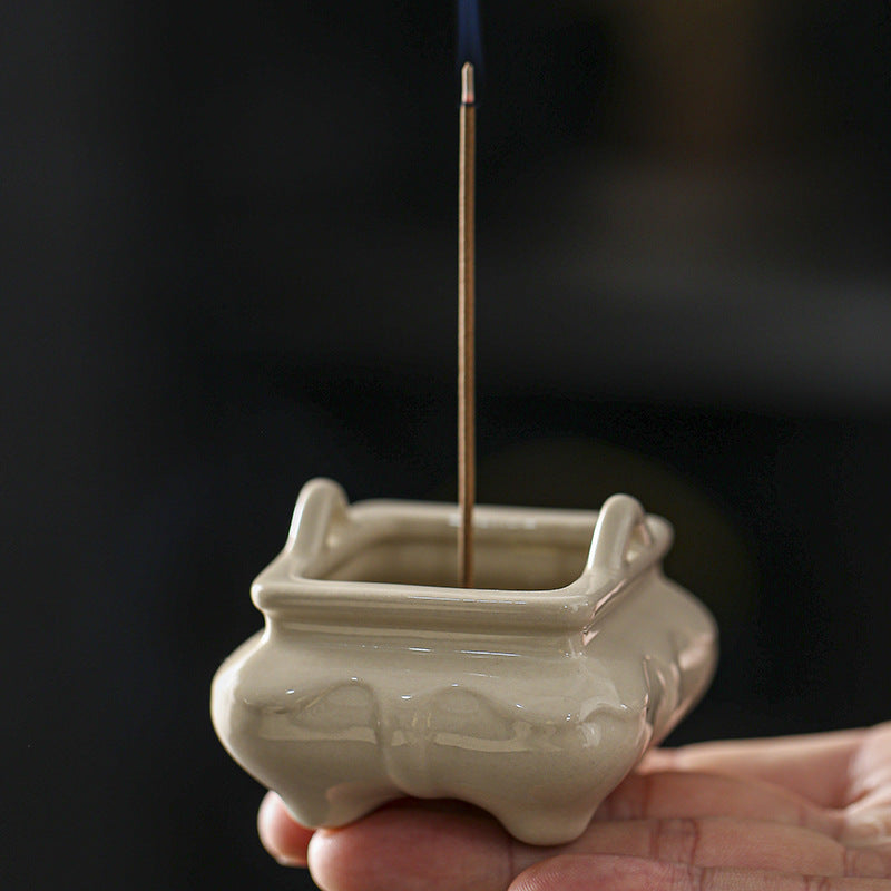 zensoullab Chinese Style Ceramic Incense Burner Tea Room Home Use Offering Four-Legged Incense Burner Portable Desktop Incense Holder Incense Ceremony Zen Ornament