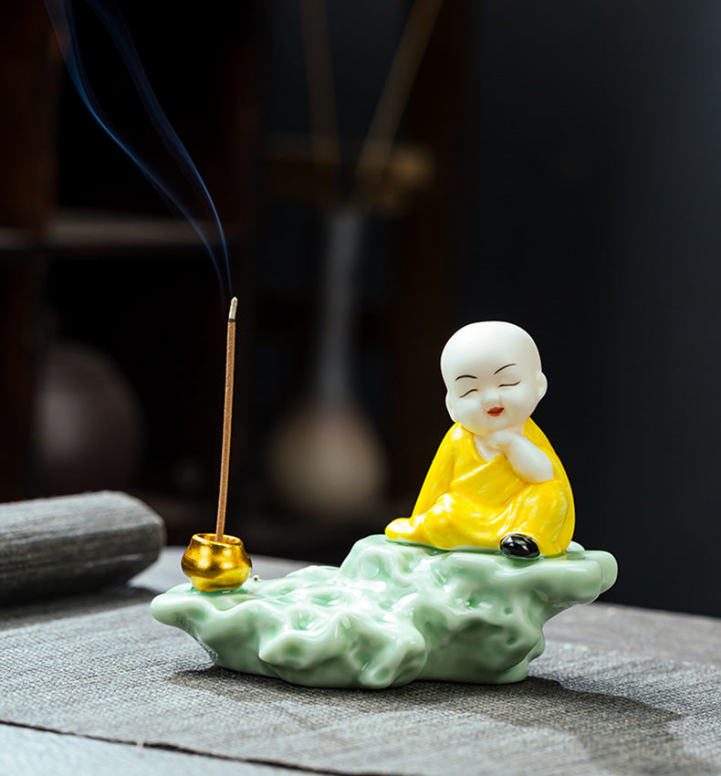 zensoullab Zen Ceramic Little Monk Incense Holder Tea Ceremony Ornament for Home Living Room Indoor Tea Room Sandalwood Sitting Incense Dragging Incense Burner