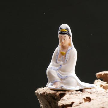 Zensoullab Ceramic Guanyin Bodhisattva Buddha Statue for Home Worship, Entrance Hall, Guanyin for Peace, Car-mounted Chinese-style Home Decoration