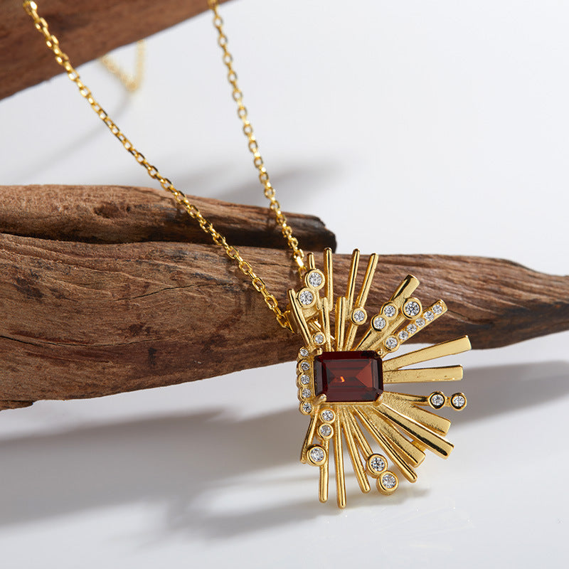 zensoullab Niche Design Hot Sale s925Silver Inlaid Natural Garnet Necklace for Women, Light Luxury Blooming Design Collarbone Chain