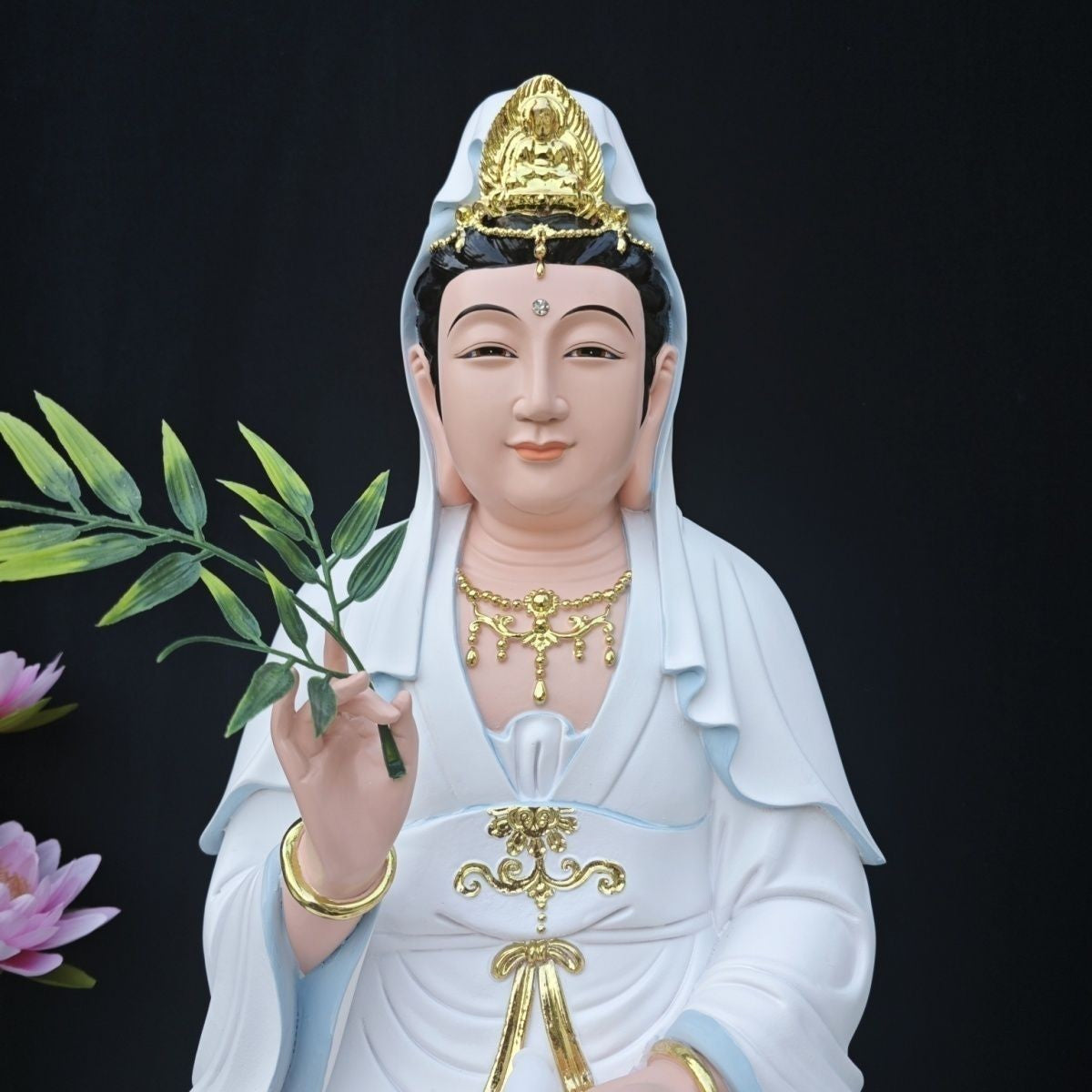 Avalokiteshvara Bodhisattva on Lotus Throne Statue