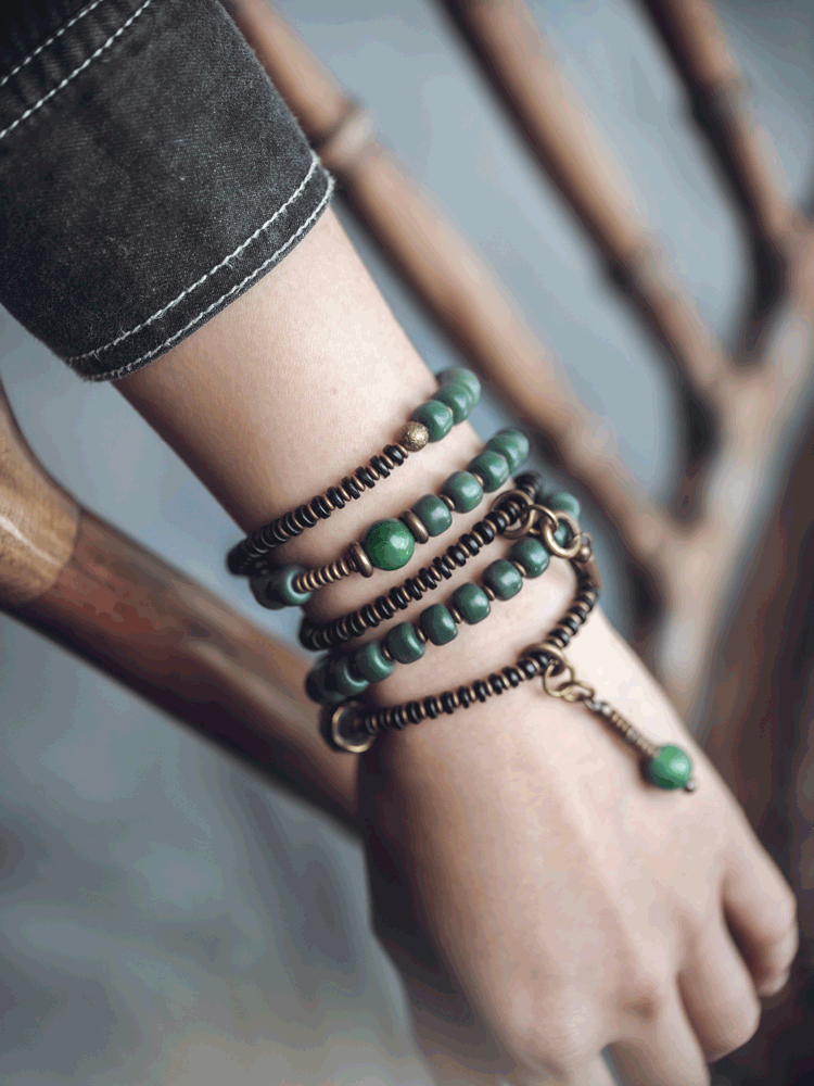 Five-Wrap Bracelet with Bodhi Root, Brass & African Grass Jade – Unisex Stretch Design