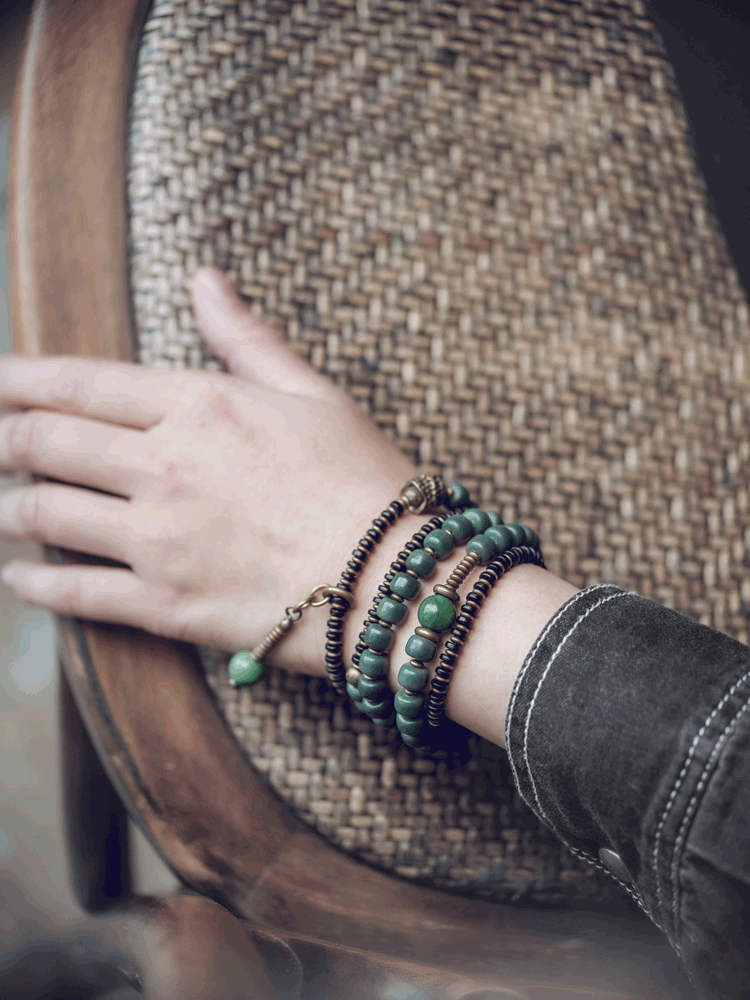 Five-Wrap Bracelet with Bodhi Root, Brass & African Grass Jade – Unisex Stretch Design