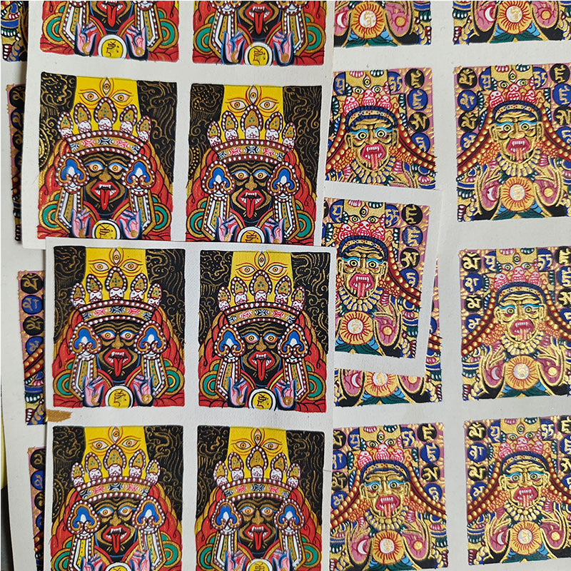 zensoullab Nepal Full Hand-Painted Zakiram Small Thangka Tibetan Female God of Wealth Thangka Pendant Tibetan Kaga U Box Painting Core
