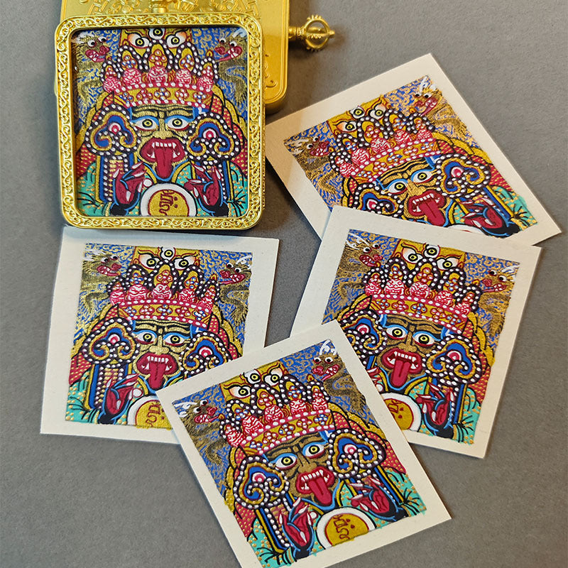 zensoullab Nepal Hand-painted Female God of Wealth Thangka Zaka Ram Past and Present Life Tibetan God of Wealth Small Thangka Gawu Box Pendant