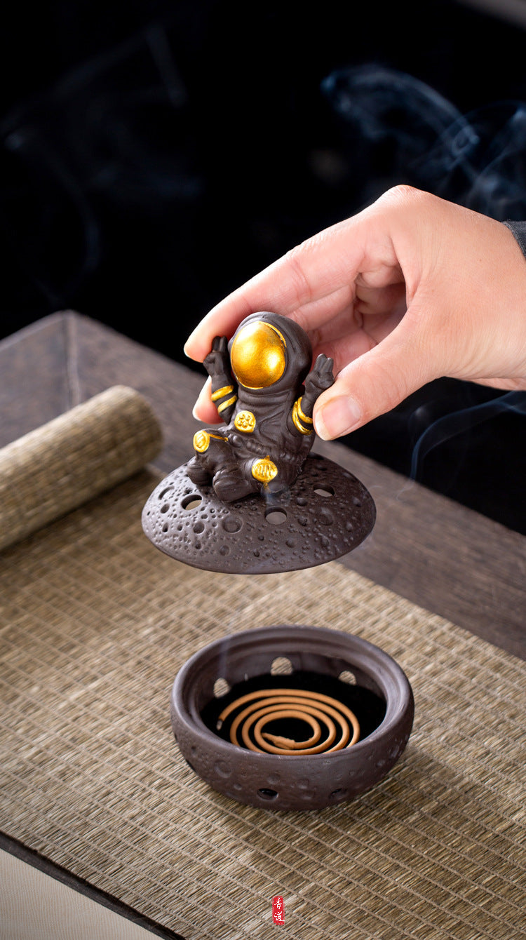 zensoullab Kirin Incense Burner Purple Clay Creative Aromatherapy Burner Home Indoor Incense Ceremony Agarwood Sandalwood Burner Cultural Astronaut Ornament