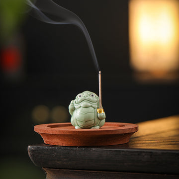 zensoullab Creative Lucky Golden Toad Incense Burner Cute Incense Holder Personalized Home Indoor Tea Room Standing Incense Stick Aromatherapy Burner Ornament
