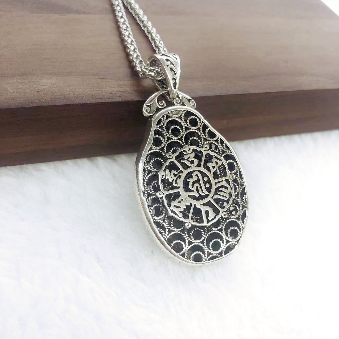 Zensoullab Thai Silver Men's Pendant Guanyin Pendant Distressed Long Ethnic Style Six Words Mantra Virgin Vintage Handmade Buddha