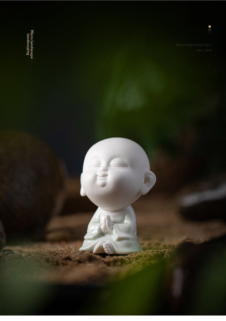 Zensoullab Cute Ceramic Monk Decoration Zen Decoration Fish Tank Landscape Celadon Samanera Tea Ornaments Tea Set Table-Top Decoration