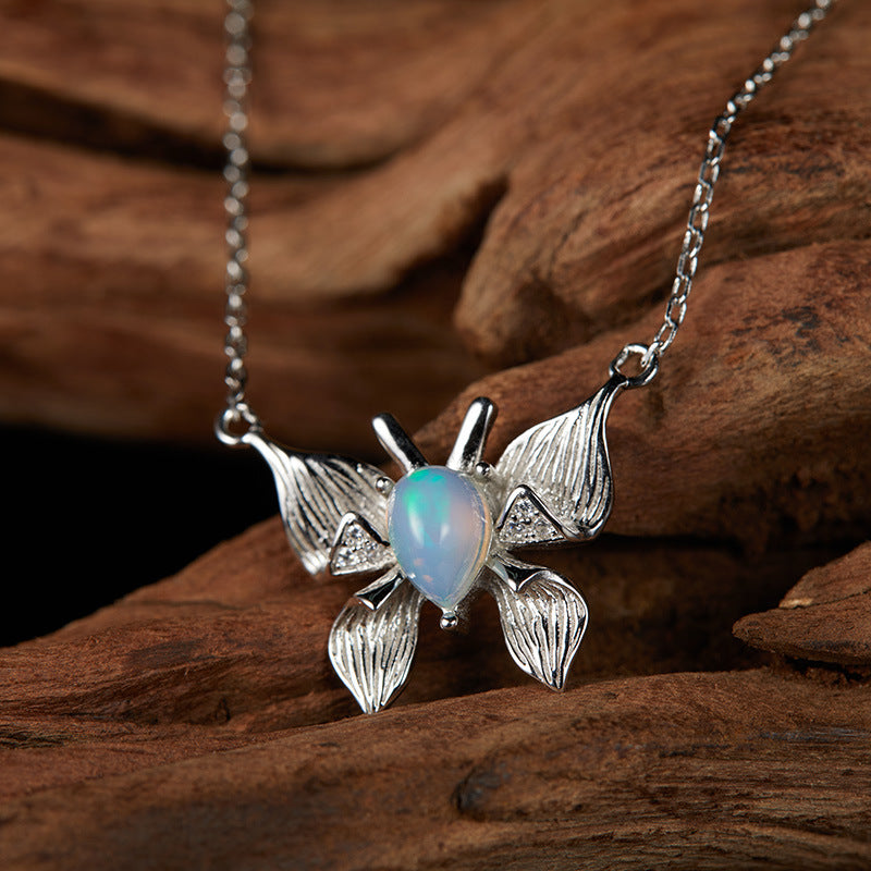 zensoullab Custom Personalized Butterfly Style S925 Sterling Silver Inlaid Natural Gemstone Opal Necklace for Women Live Streaming Hot-Selling Collarbone Chain
