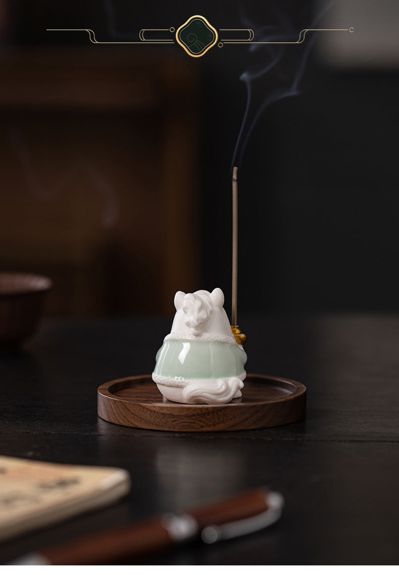 zensoullab Creative Ceramic Little Fortune Horse Incense Burner Cute Incense Holder Incense Stand Incense Tray Year of the Horse Mascot Aromatherapy Burner Incense Ceremony Ornament