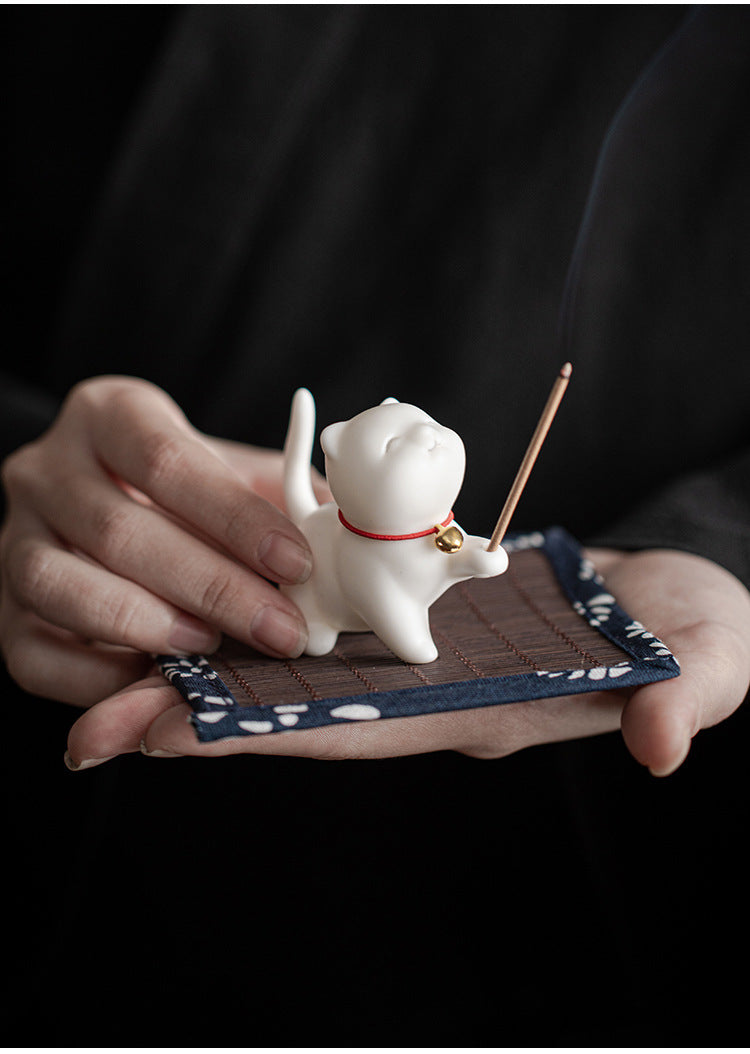 zensoullab Creative Cute Little Cat Ceramic Ornament Soft Healing Tea Pet Pen Holder Home Indoor Sandalwood Incense Holder Incense Tool