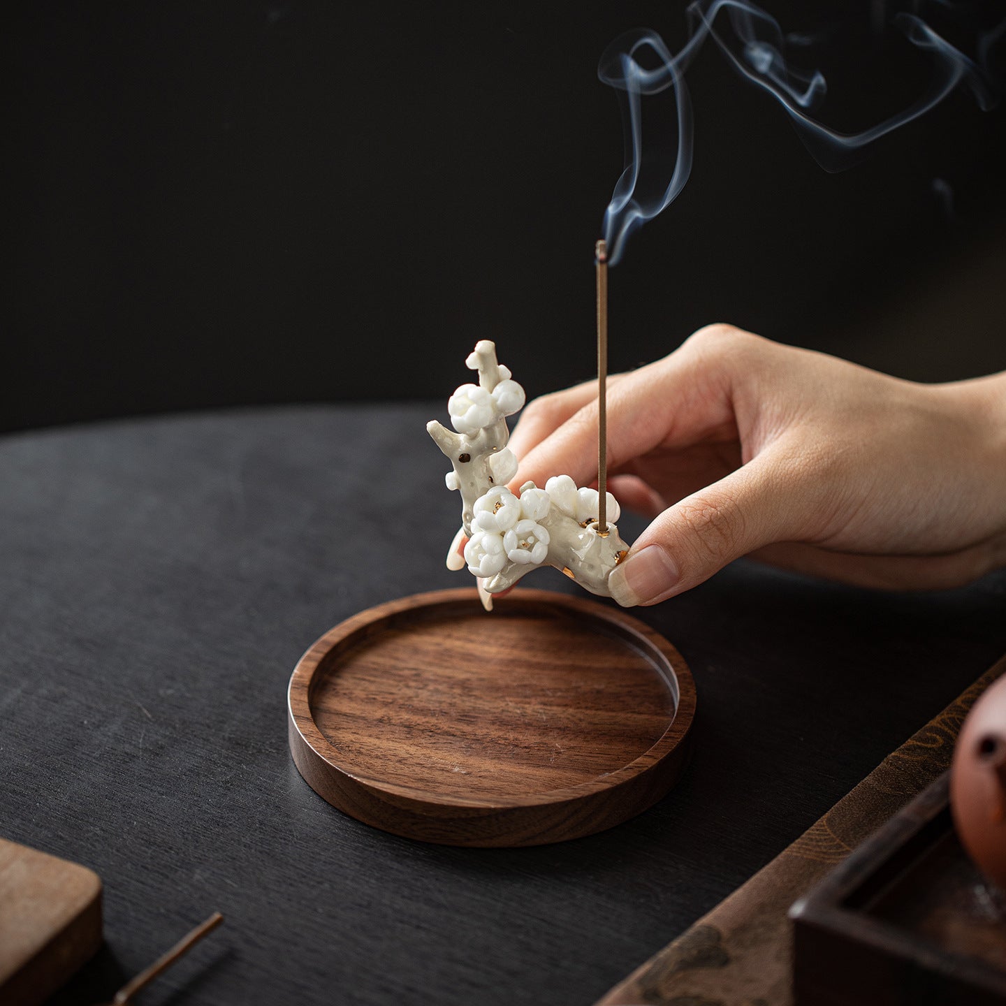 zensoullab Zen Ceramic Plum Blossom Incense Holder Creative Incense Stand Incense Tray Incense Burner Tea Room Study Atmosphere Decor Incense Burner