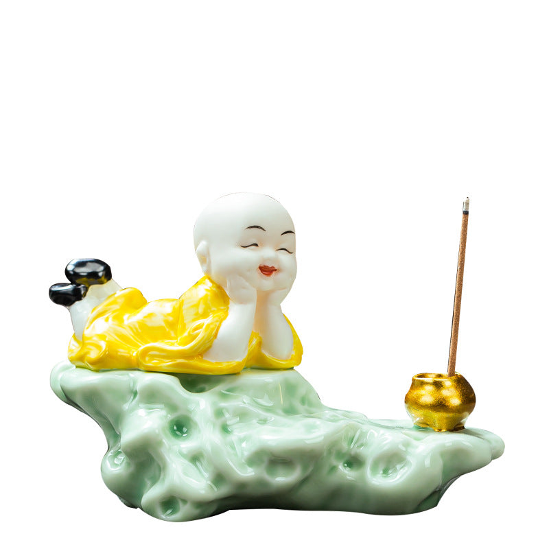 zensoullab Zen Ceramic Little Monk Incense Holder Tea Ceremony Ornament for Home Living Room Indoor Tea Room Sandalwood Sitting Incense Dragging Incense Burner